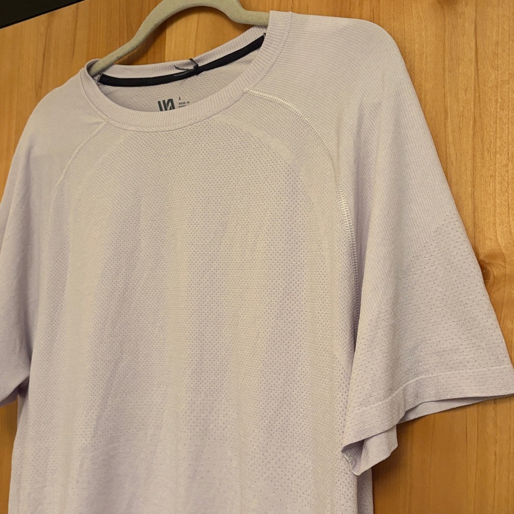 NWT VRST Circuit Seamless Short Sleeve Space Dye Tee - Picture 3 of 9